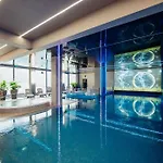 アパートホテル Aqua By Grano 4*